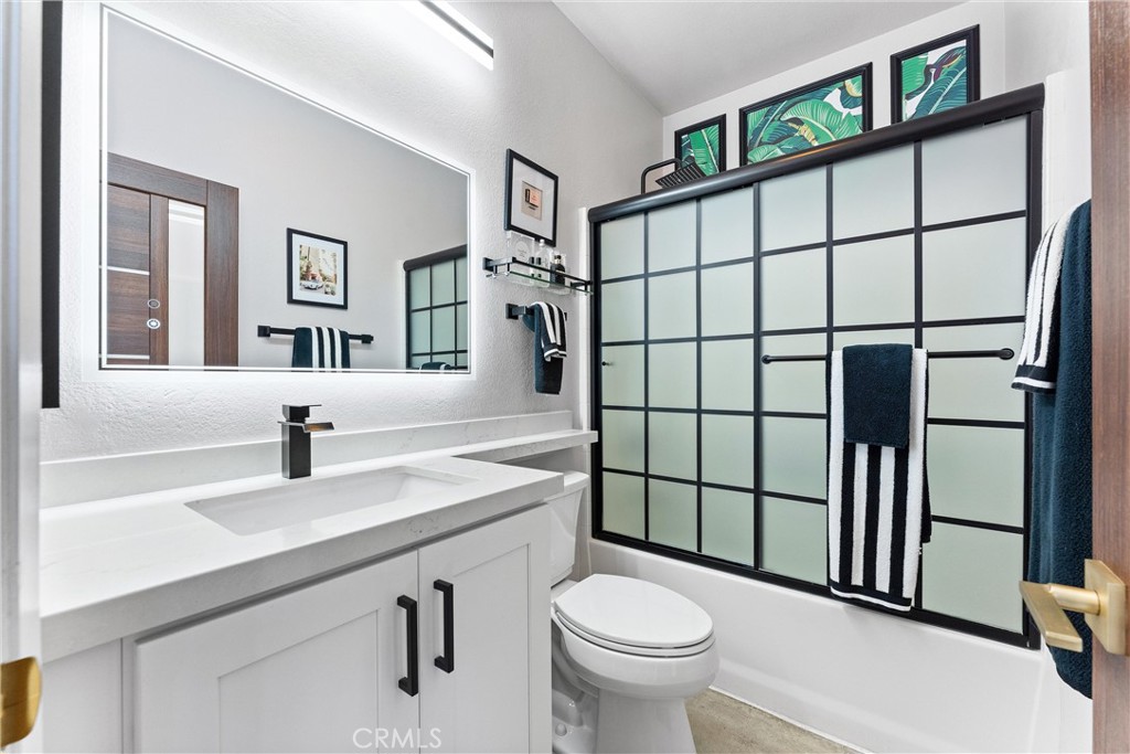 Artist Walk - Residential