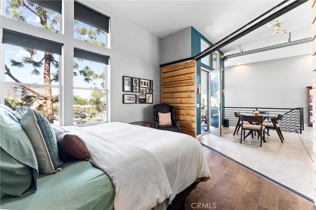 Artist Walk - Residential