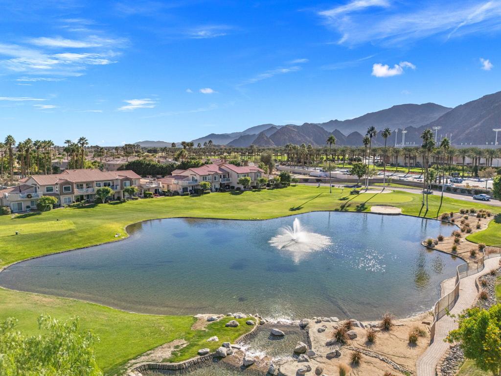 Palm Royale - Residential