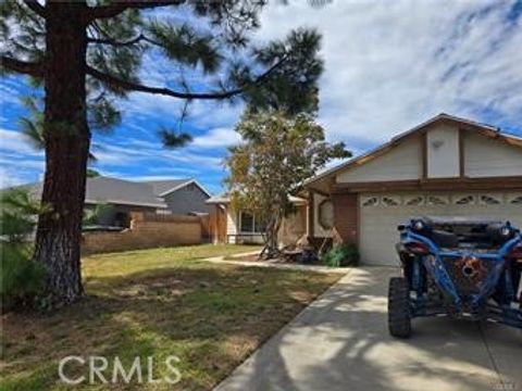 14881 Edelweiss Moreno Valley CA 92553