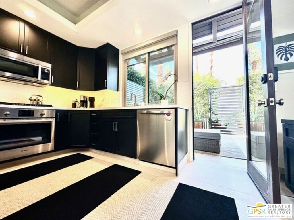 listing image 130722170410899914985