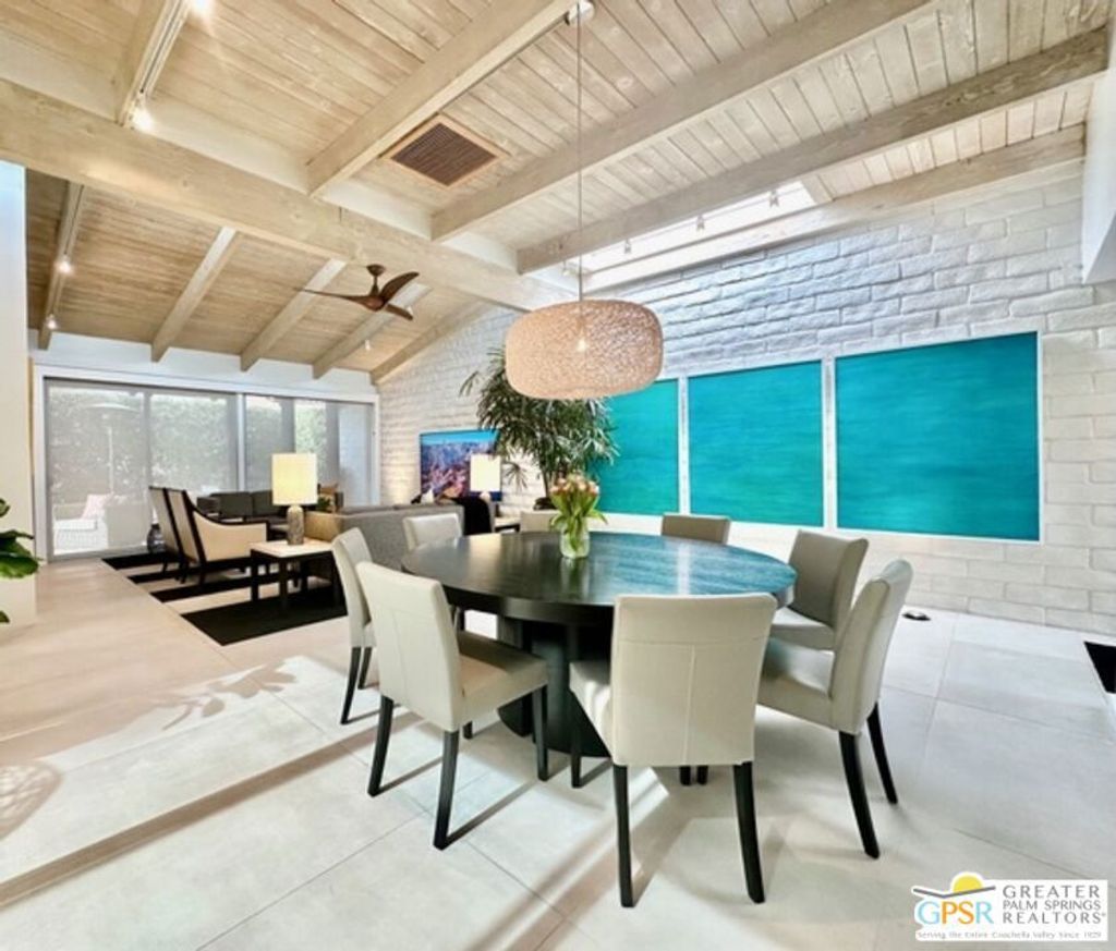 listing image 130723700164023152701
