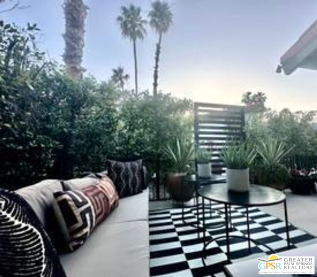 listing image 130723984719003889733