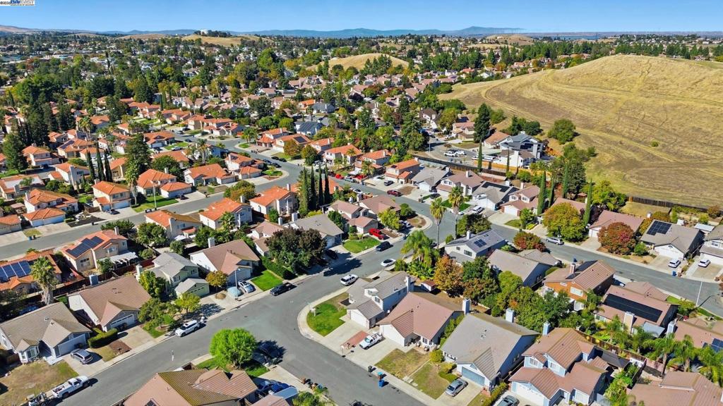 MEADOW CREEK - Residential