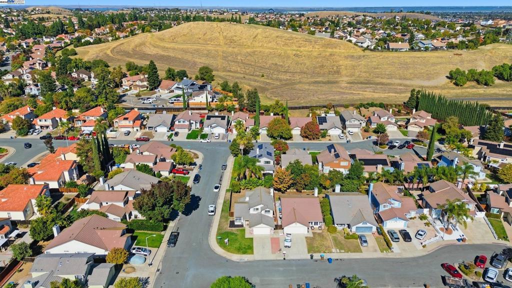 MEADOW CREEK - Residential