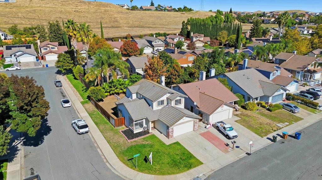 MEADOW CREEK - Residential