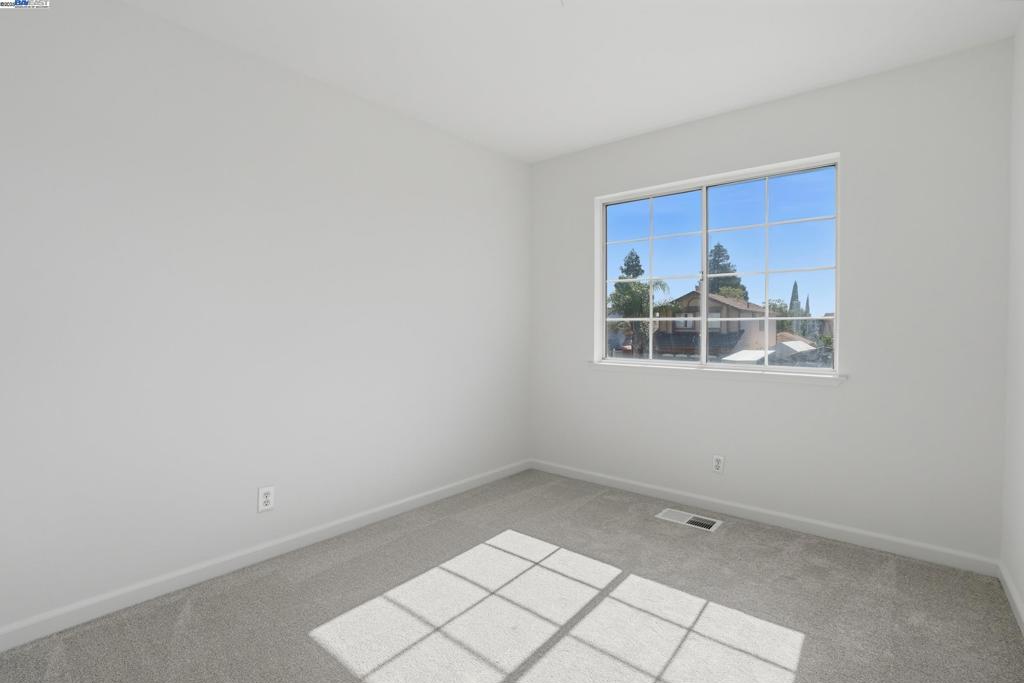 MEADOW CREEK - Residential