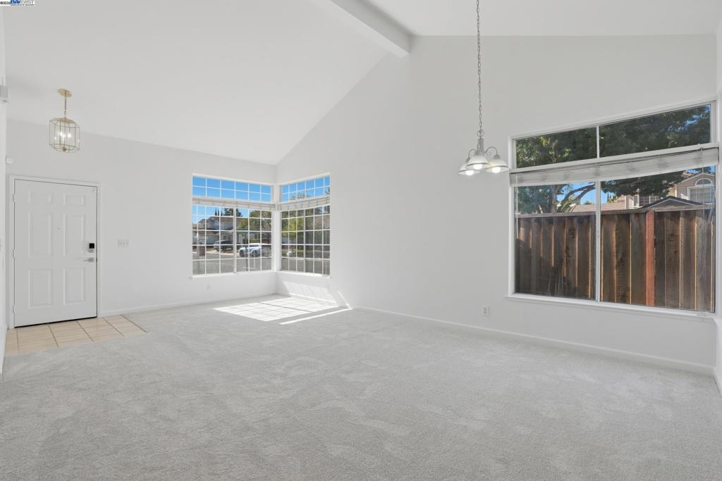 MEADOW CREEK - Residential