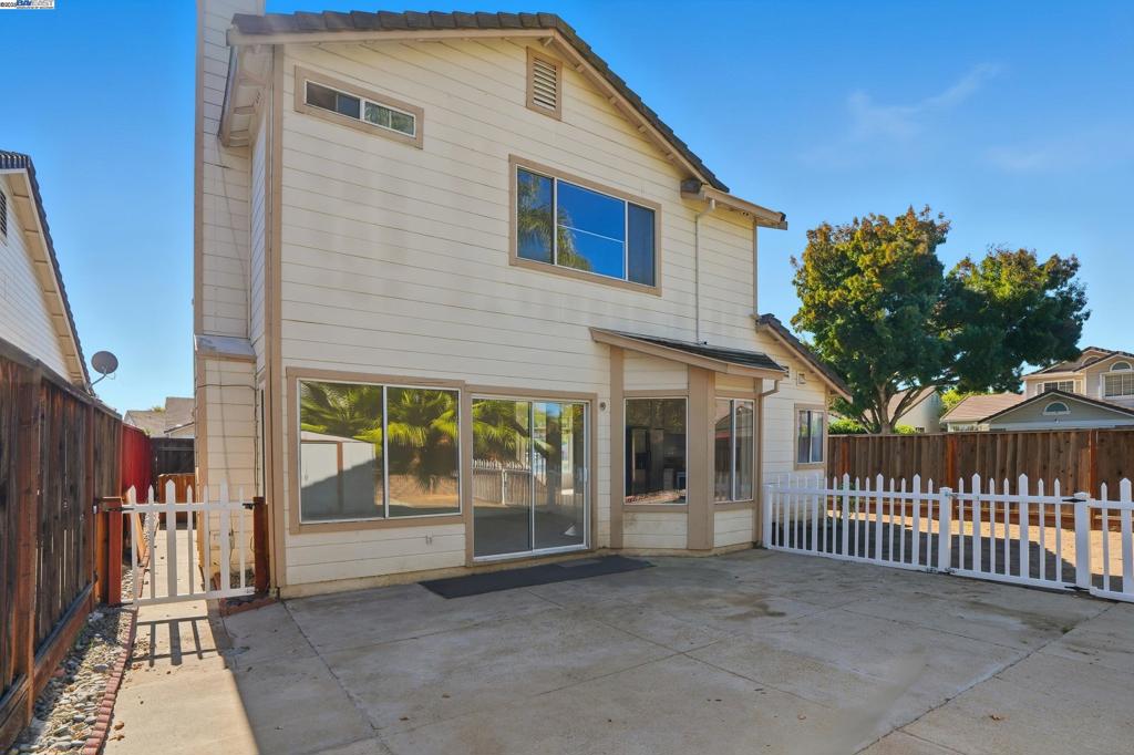 MEADOW CREEK - Residential