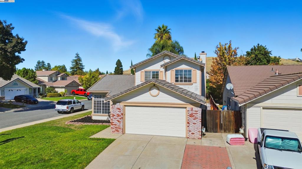 MEADOW CREEK - Residential