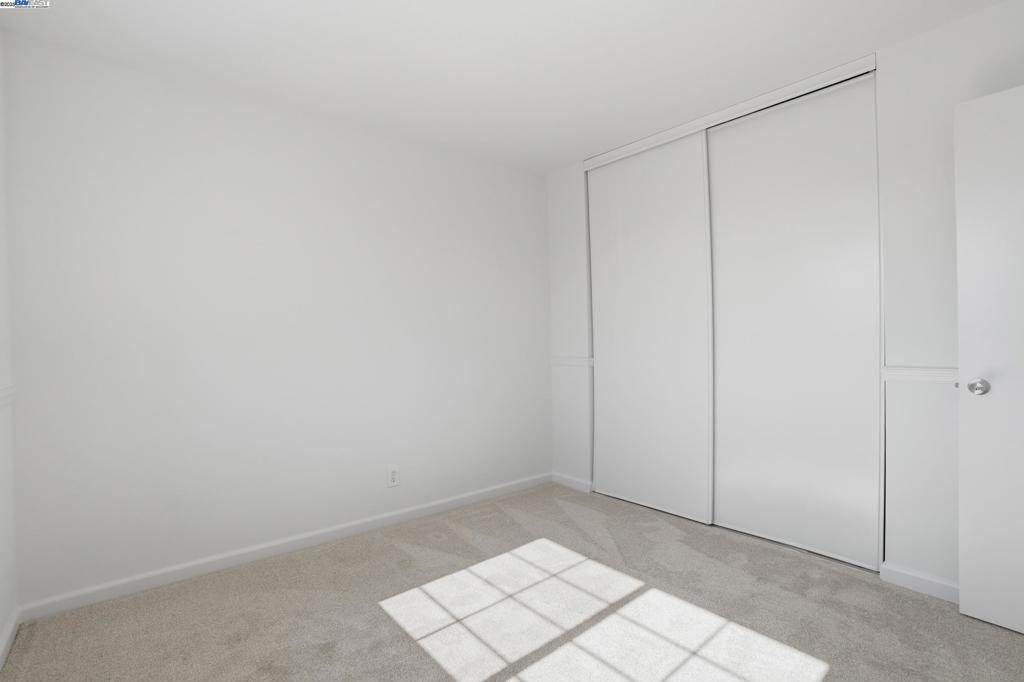 MEADOW CREEK - Residential