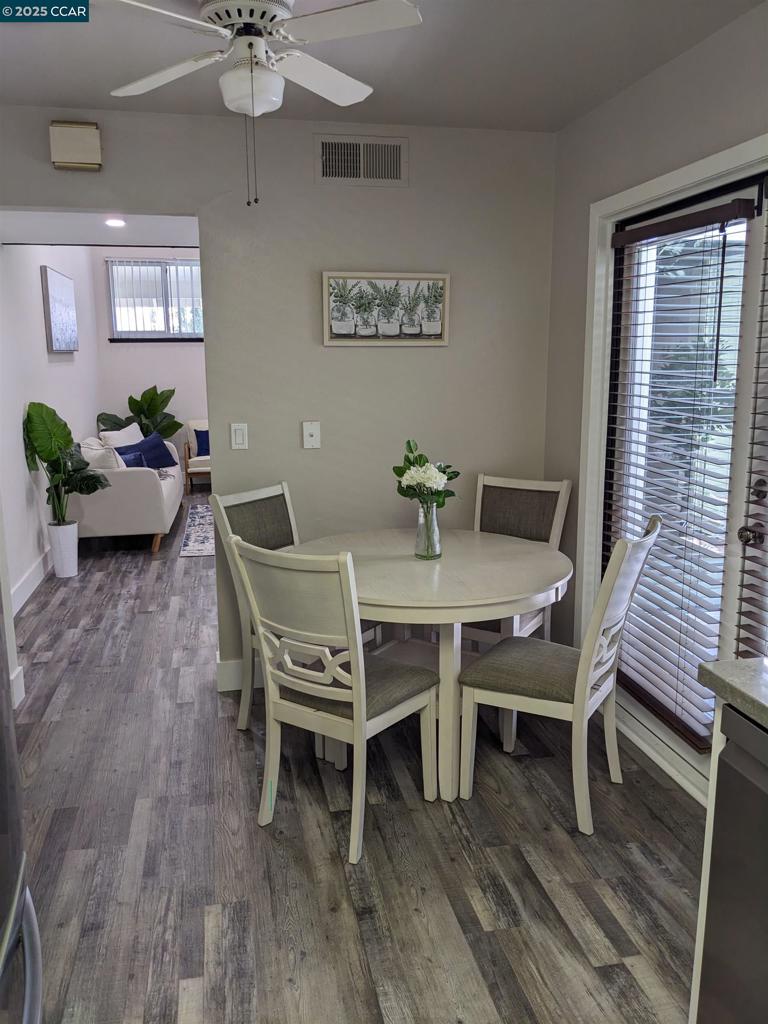 HIDDEN CREEK - Residential