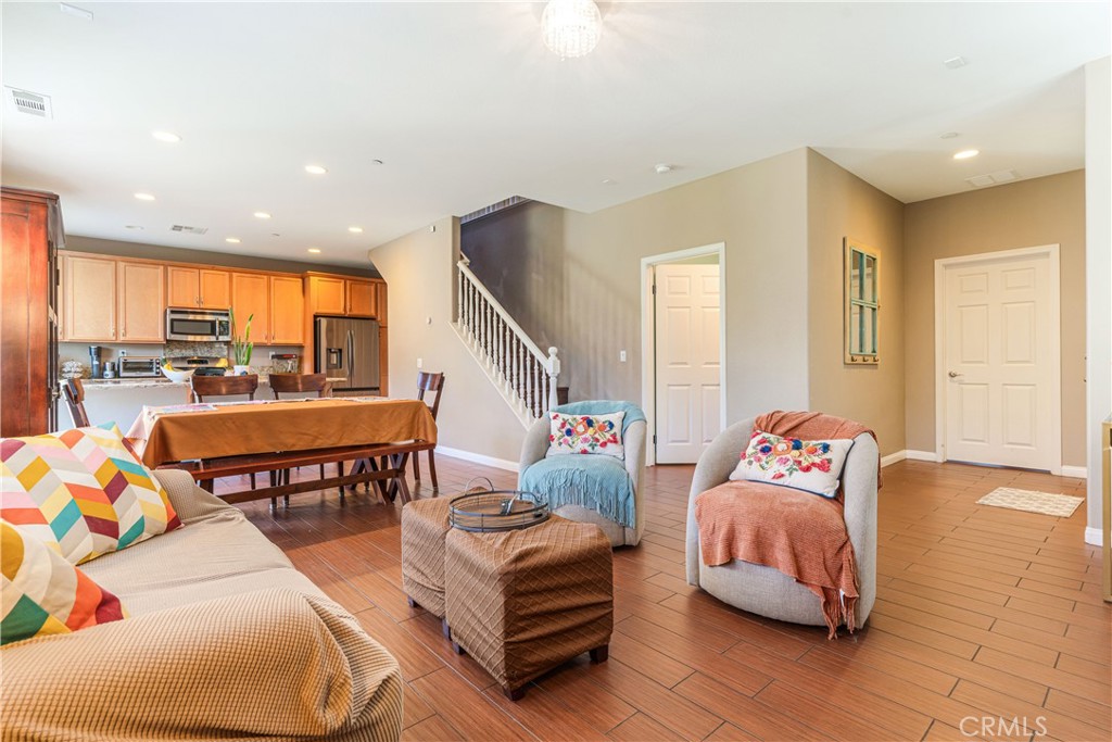 17657 W Murphy Lane