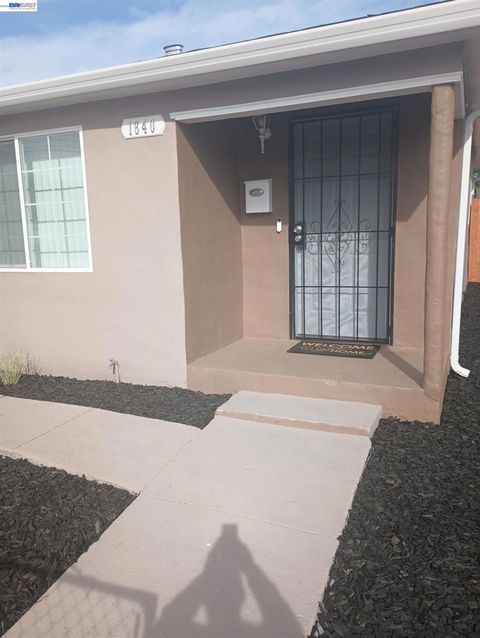 Photo of 1840 6TH St, North Richmond, CA 94801 (MLS # 41128132)