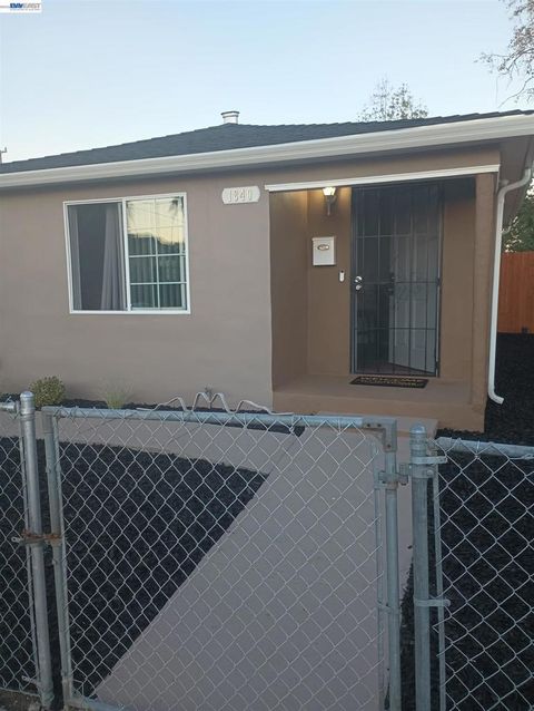 Photo of 1840 6TH St, North Richmond, CA 94801 (MLS # 41128132)
