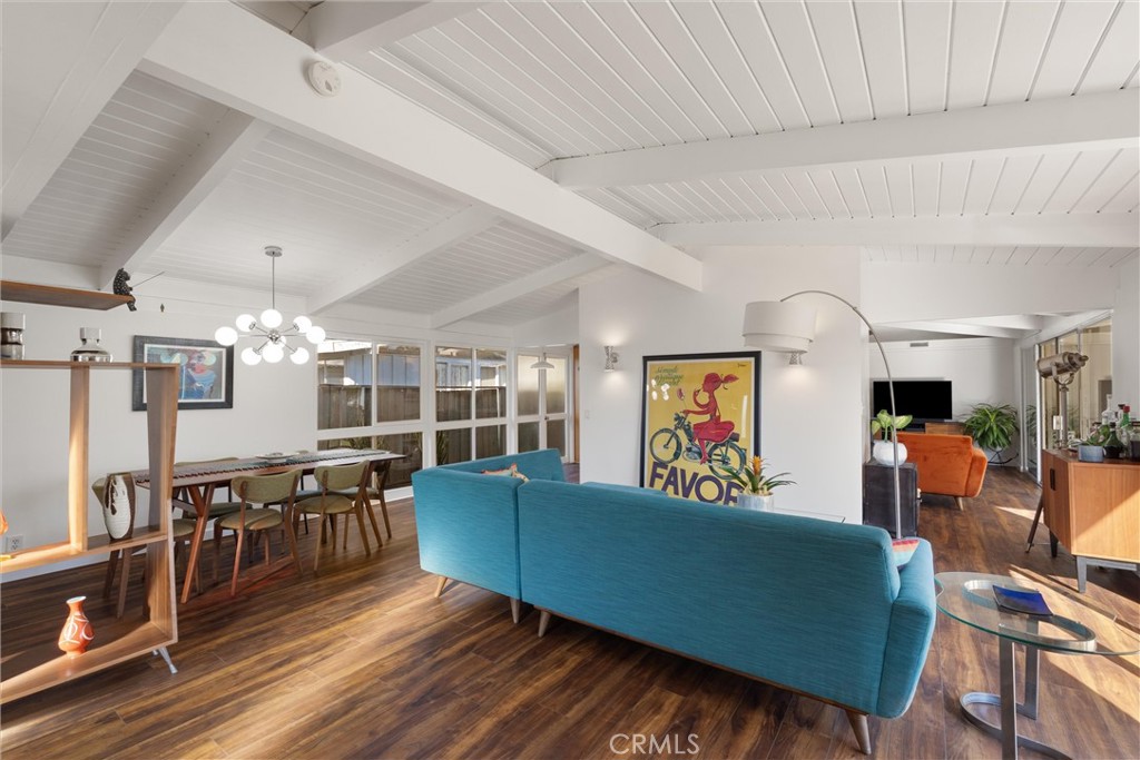 3202 N Studebaker Road