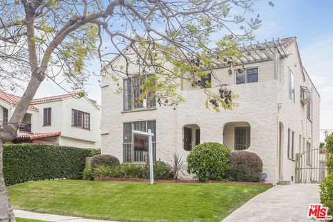 Photo of 1220 S Highland Avenue #1220, Los Angeles, CA 90019 (MLS # 26674713)