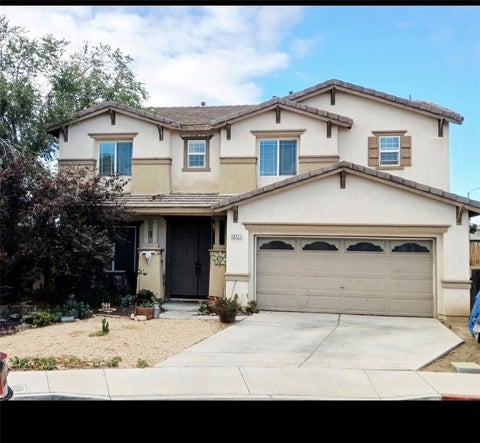 Photo of 13721 Gobi Court, Victorville, CA 92394 (MLS # HD26223051)