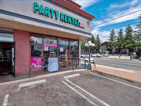 Photo of 8707 Lindley Avenue #A, Northridge, CA 91325 (MLS # SR26192361)
