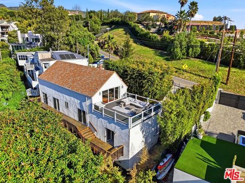 Photo of 2955 Corral Canyon Road, Malibu, CA 90265 (MLS # 26646905)