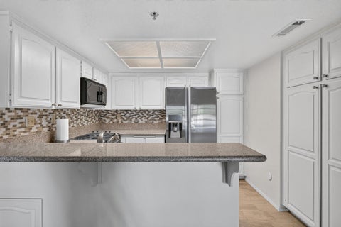 Tiny photo for 500 E Amado Road #511, Palm Springs, CA 92262 (MLS # 219152618DA)