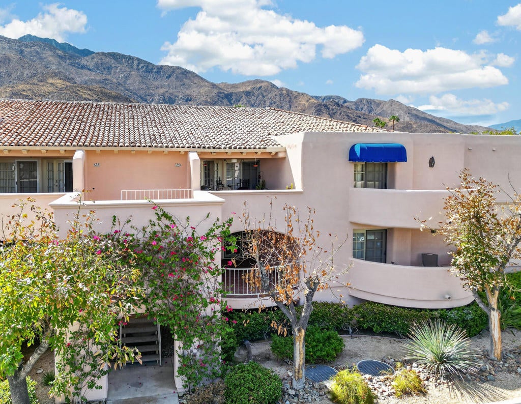 500 E Amado Road 511