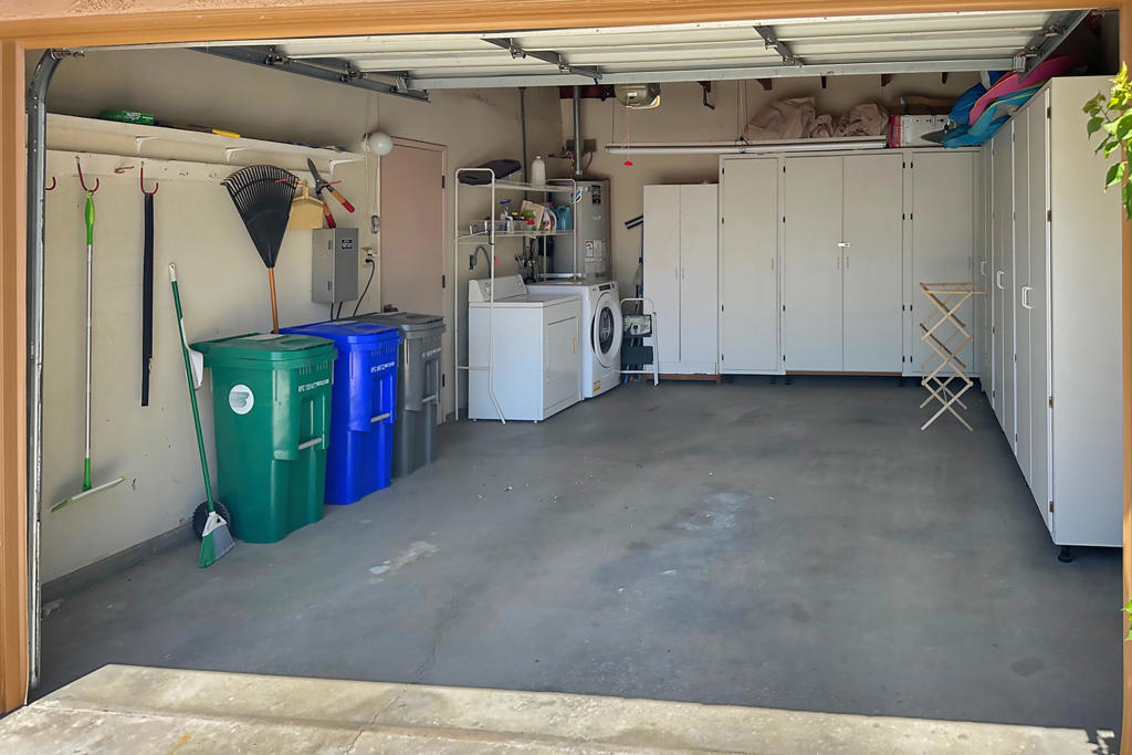 Sunrise C.C. - Residential