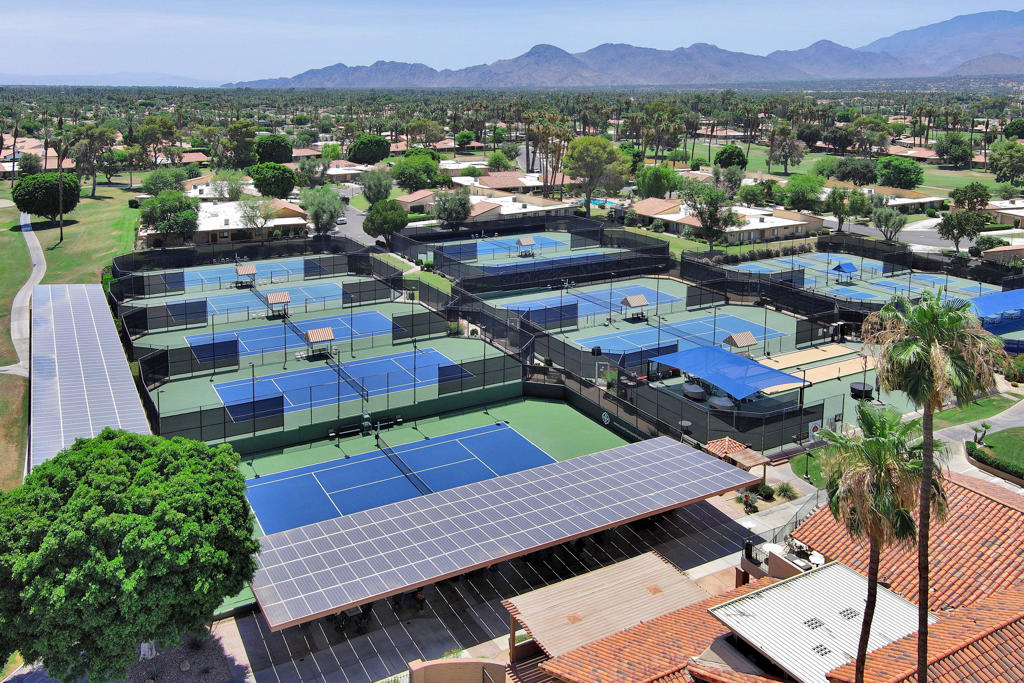 Sunrise C.C. - Residential