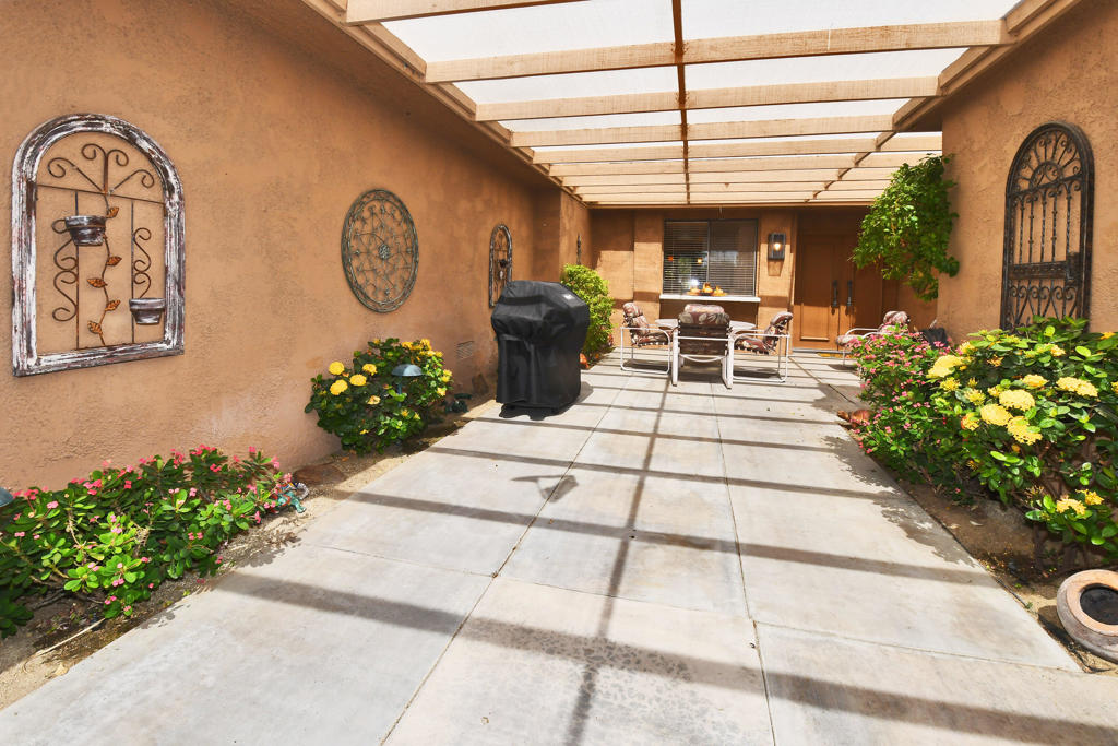 Sunrise C.C. - Residential