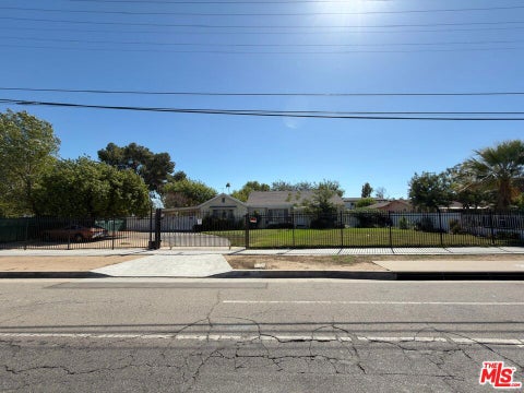 Photo of 15252 Devonshire Street, San Fernando, CA 91345 (MLS # 26104452)