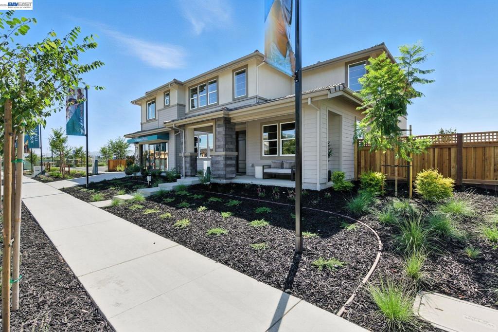 1591 Ponza Circle