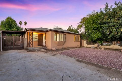 Photo of 14937 Friar St, Van Nuys, CA 91411 (MLS # SR25245607) Photo of 14937 Friar St, Van Nuys, CA 91411 (MLS # SR25245607)