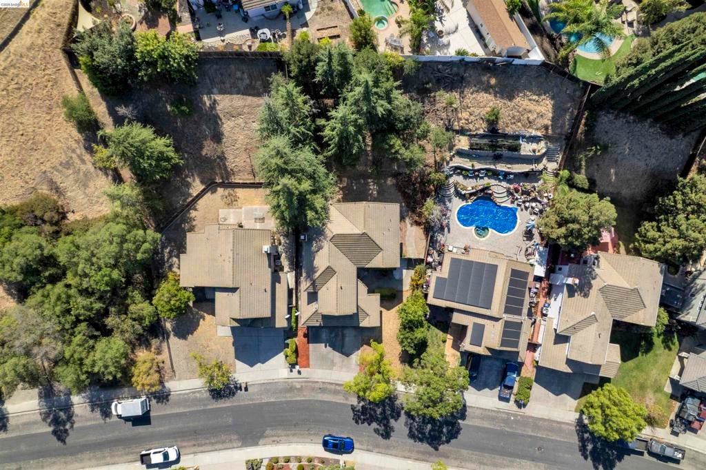 3108 FERNGROVE