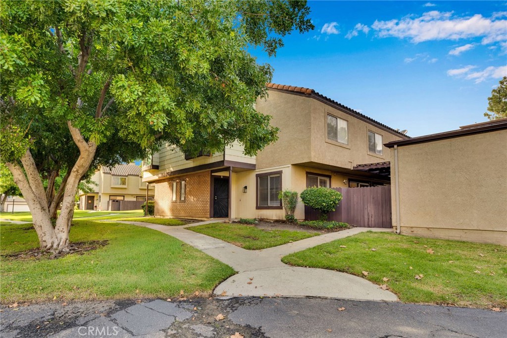 9404 Round Up Drive B