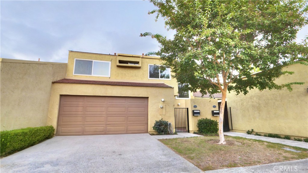 Yorba Linda Knolls Townhomes (YRKT) - Residential