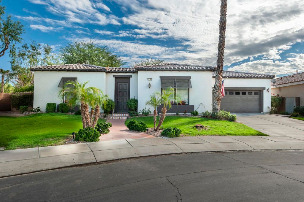 Photo of 61188 Cactus Spring Drive, La Quinta, CA 92253 (MLS # 219137400DA)