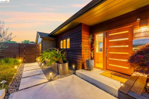 Photo of 470 Spruce St St, Berkeley, CA 94708 (MLS # 41128556)