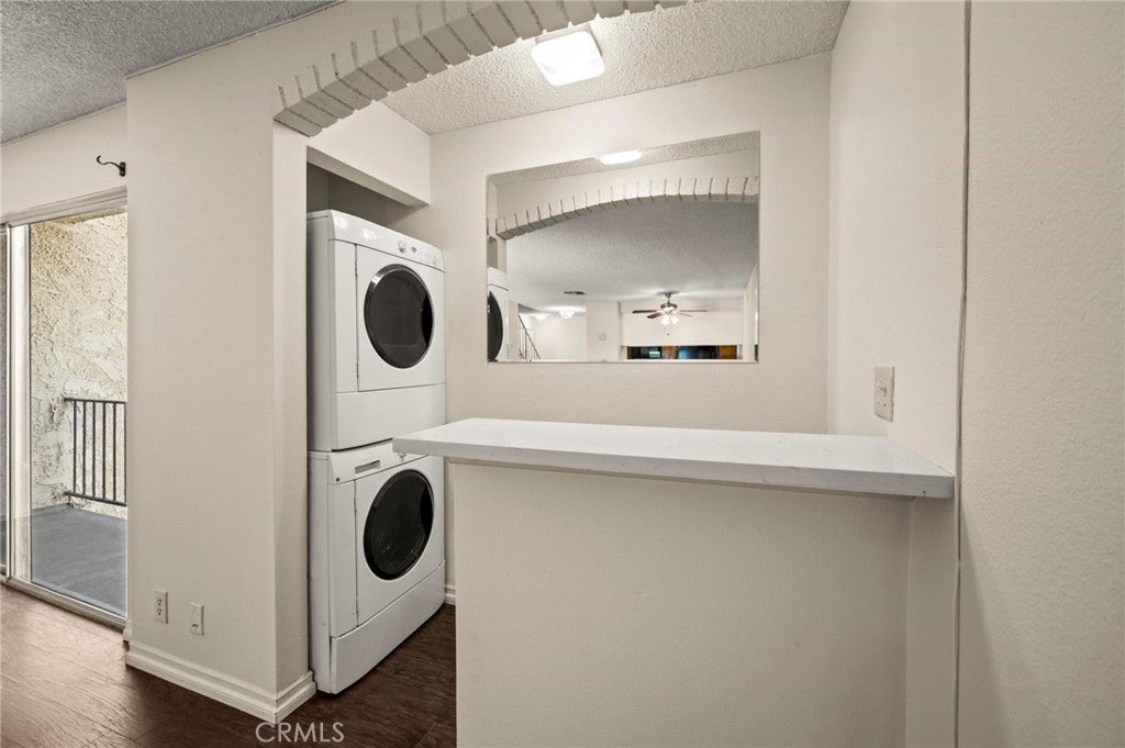 21219 Roscoe Boulevard 211