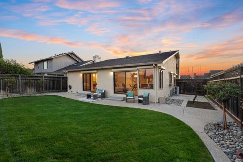 Tiny photo for 4426 Desin Drive, San Jose, CA 95118 (MLS # ML82037579)