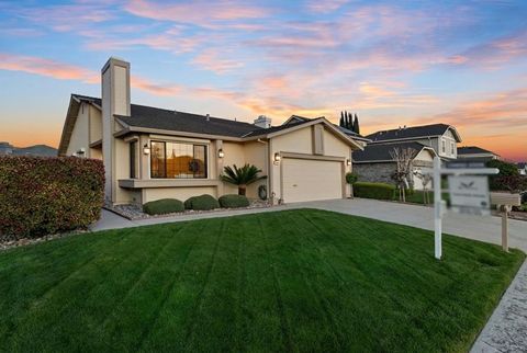 Tiny photo for 4426 Desin Drive, San Jose, CA 95118 (MLS # ML82037579)