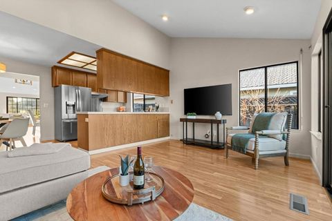 Tiny photo for 4426 Desin Drive, San Jose, CA 95118 (MLS # ML82037579)