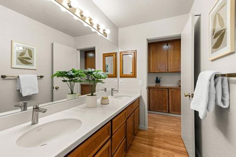 Tiny photo for 4426 Desin Drive, San Jose, CA 95118 (MLS # ML82037579)