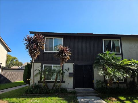 11219 Hood Stanton CA 90680