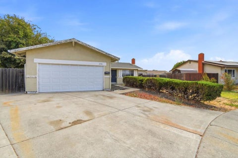 Photo of 2338 Bobwhite Court, Fairfield, CA 94533 (MLS # ML82059534)