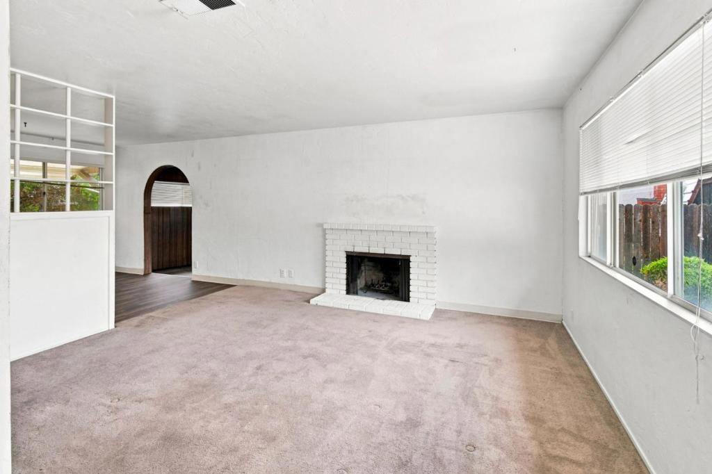 2338 Bobwhite Court