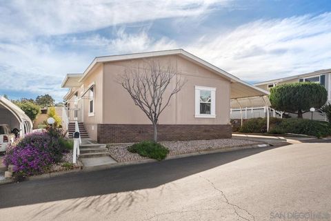 Photo of 525 W El Norte Parkway Pkwy #75, Escondido, CA 92026 (MLS # 260002957SD)