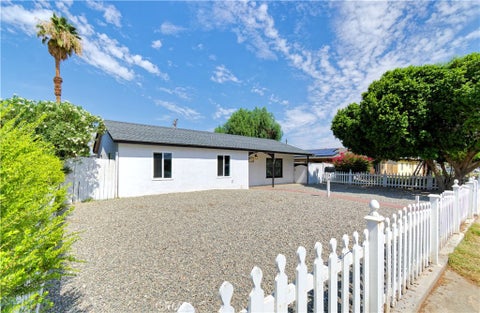 Photo of 461 N Palm DR, Blythe, CA 92225 (MLS # OC26159112)