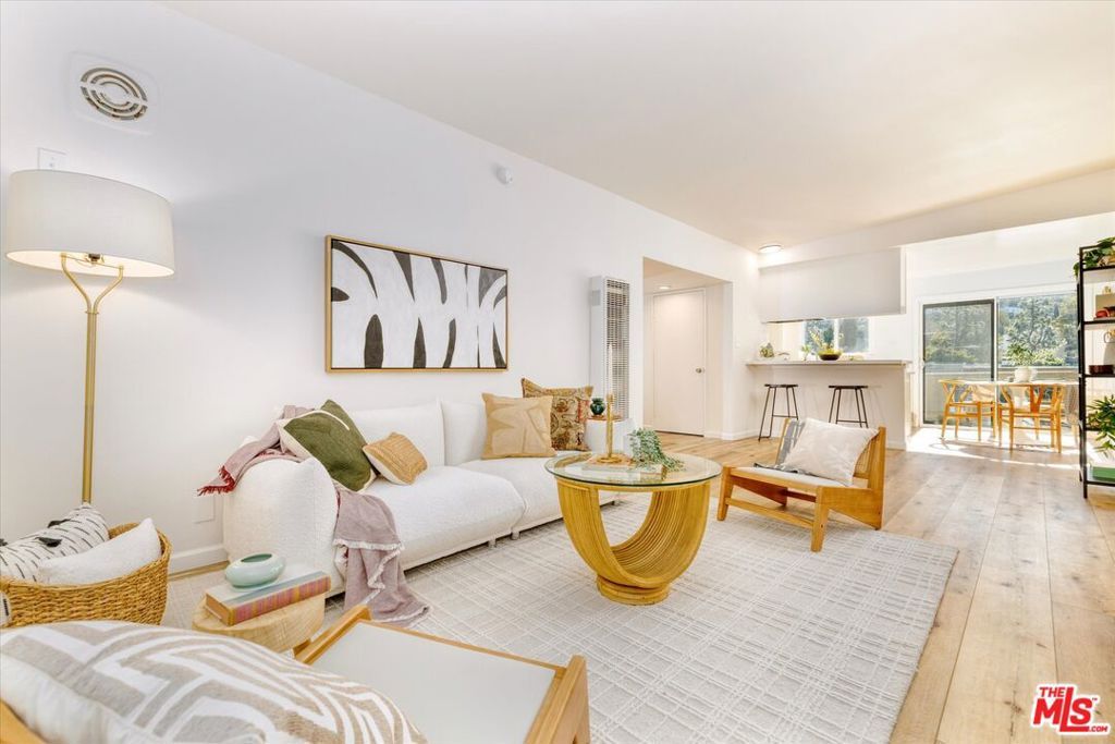 Photo of 11138 Aqua Vista Street #73, Studio City, CA 91602 (MLS # 26636033)