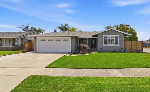 Photo of 456 Crosslees Drive, San Jose, CA 95111 (MLS # ML82044906)
