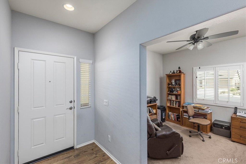 26359 Leos Trail